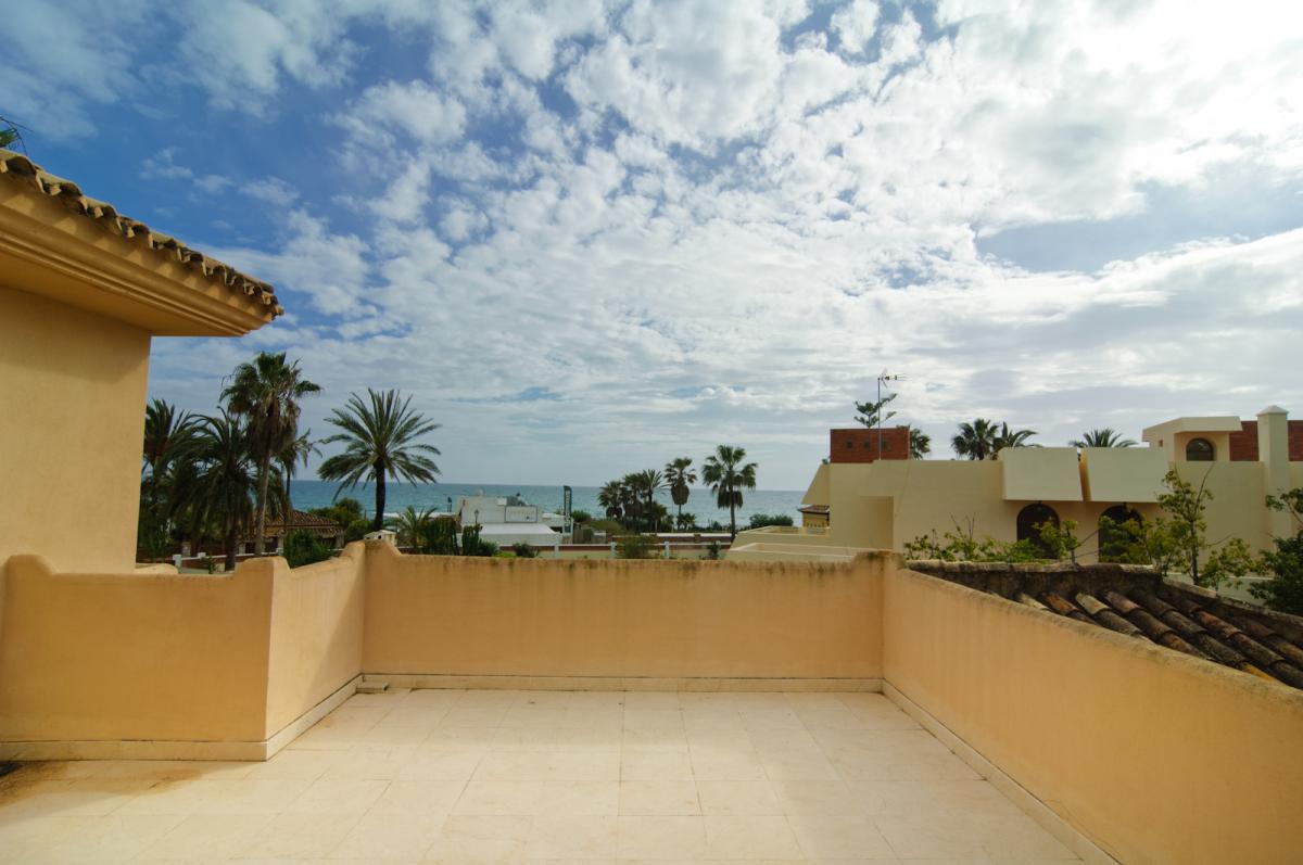 Bedroom terrace upstairs